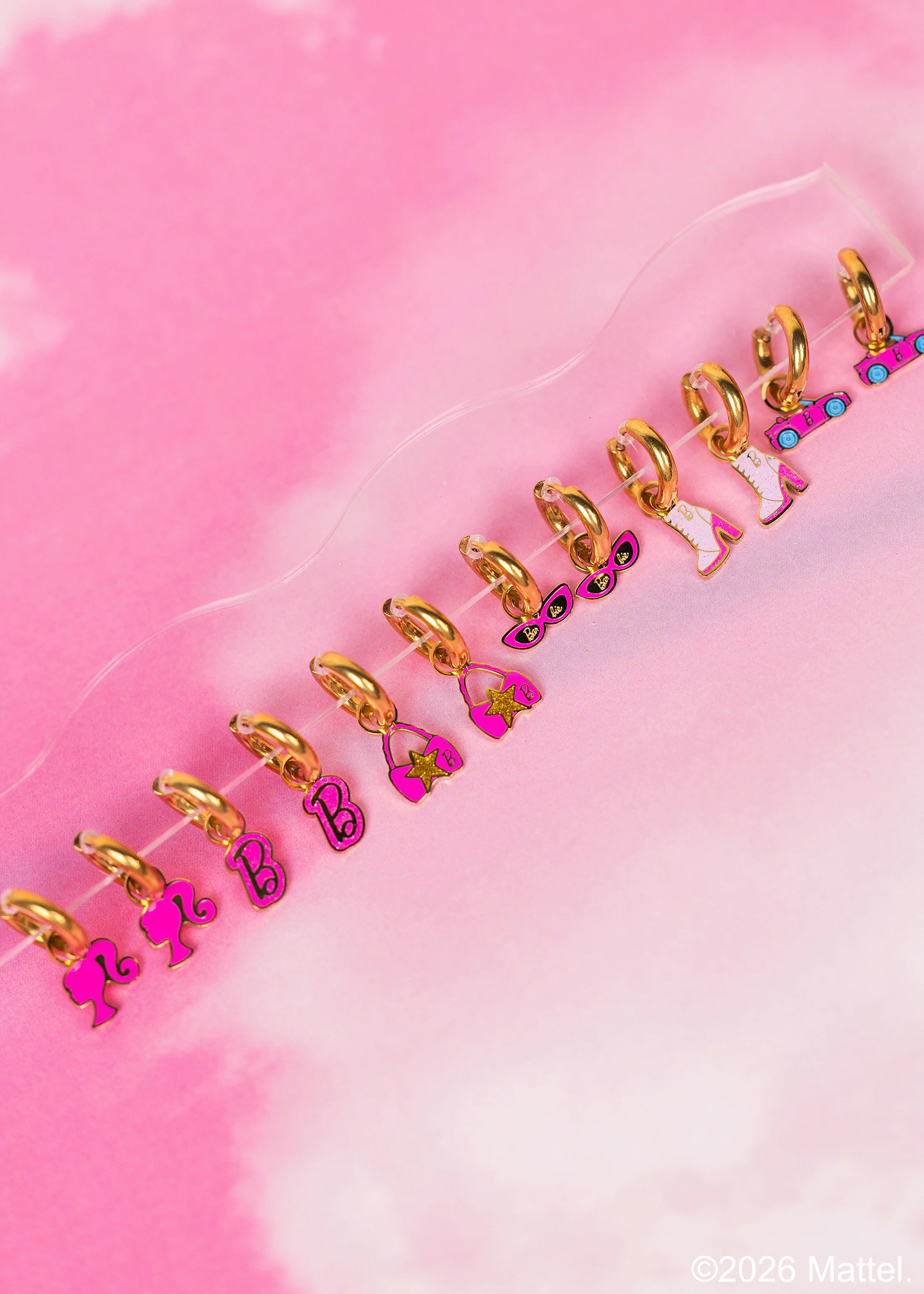 Barbie™ Silhouette Charms - Image 4