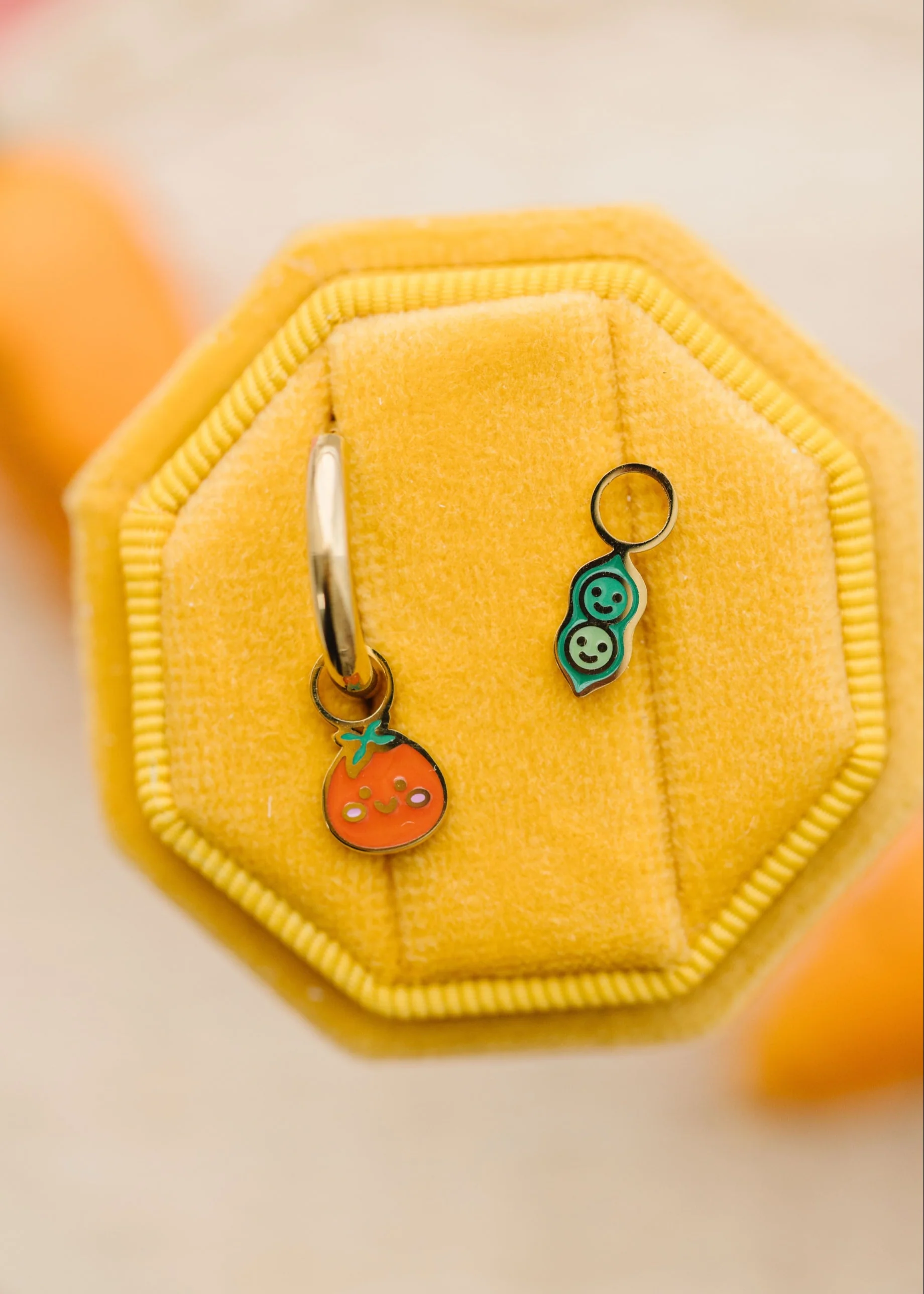 Pea Pod & Tomato Charms - Image 3